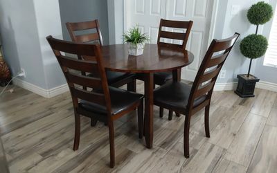 Beautiful round dining table