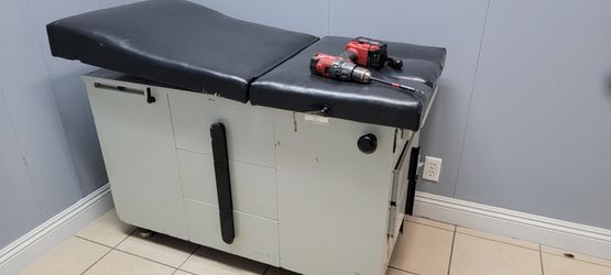 Free Medical Or For Nail Shop