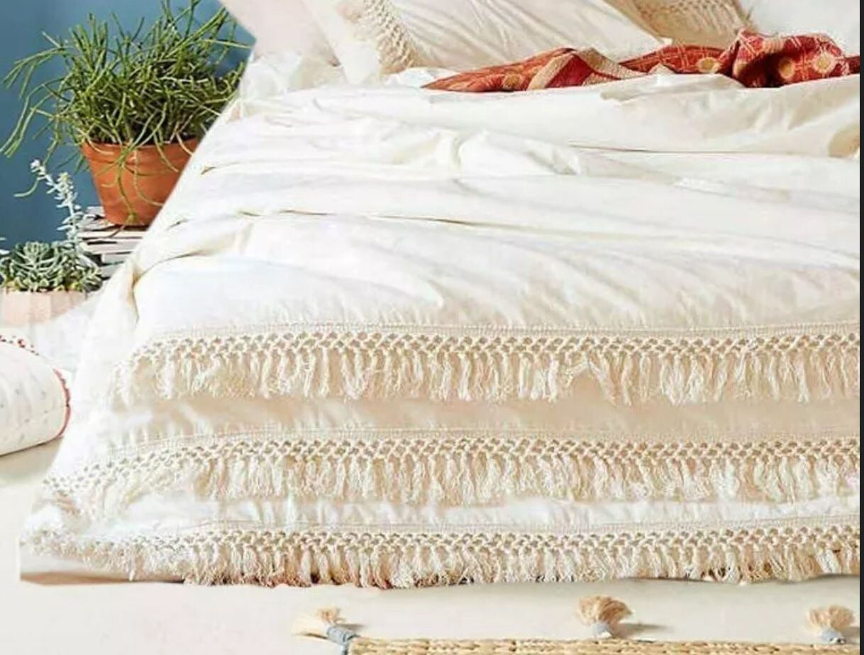 FLBER White Cotton Tassel Duvet Cover King Size 96in x 104in Brand New