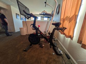 Peloton Bike