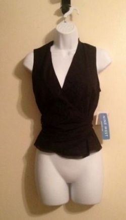 New size 2 Nine West waist wrap top