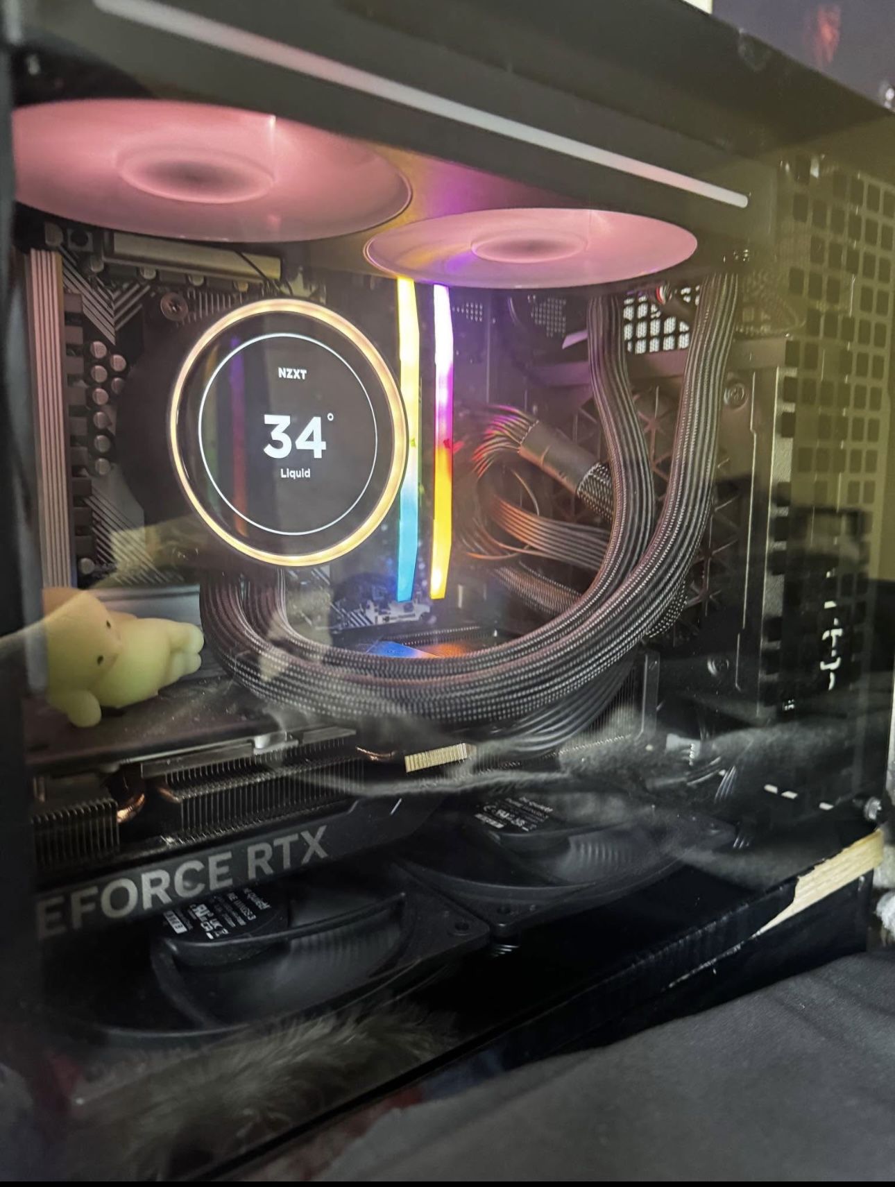 Small Form Factor Pc W/4070 Super (includes Monitor And Keyboard And Mouse)