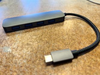 Type C  to USB HUB 4 ports
