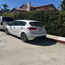 2015 KIA Forte 5-Door