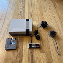 Nintendo Entertainment System (NES) Console Bundle With Game 