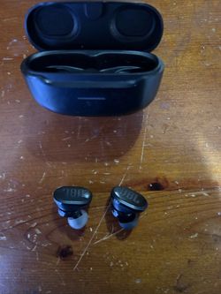 JBL ear bud