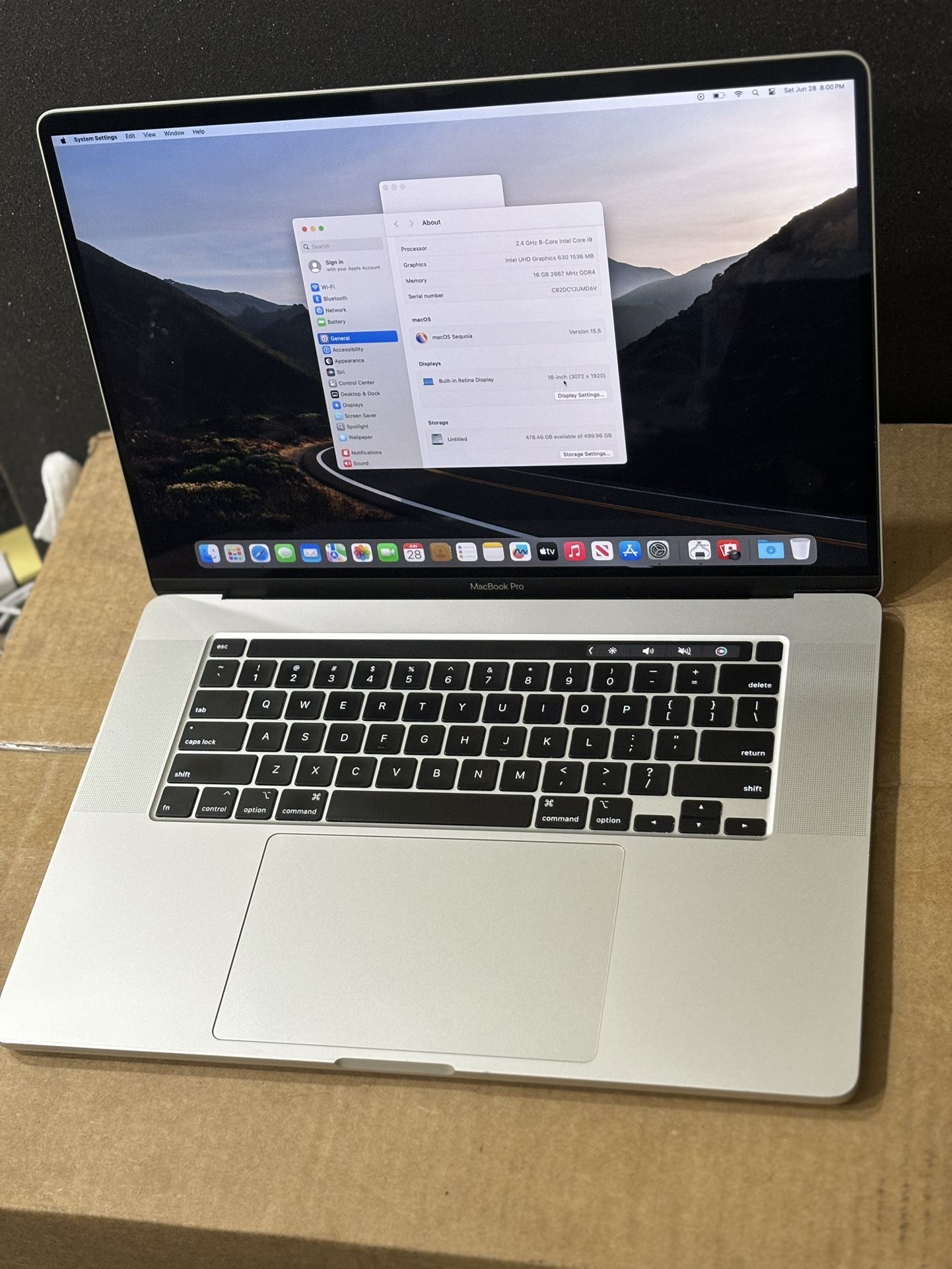 MacBook Pro 16 2019 i9 16 gb ram 512 gb ssd