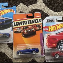 Mustang Set Of 3