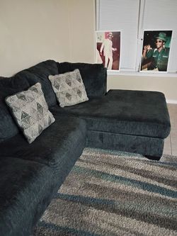 MOVING Sectional