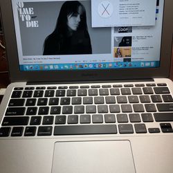 Apple MacBook Air 11” Laptop 2015