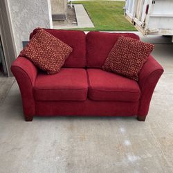   Couches Love  Seat 