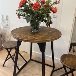 Wooden Table With Folding Chairs 