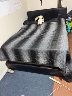 Queen bed