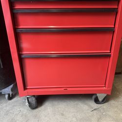 CRAFTSMAN TOOL BOX