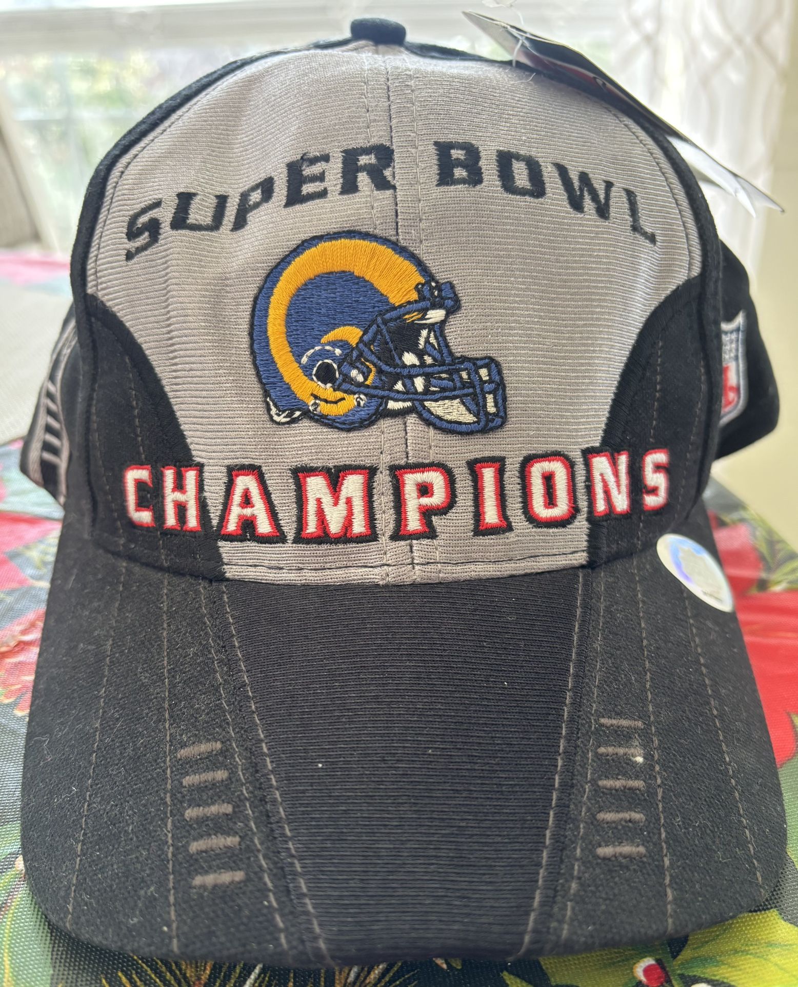 St. Louis Rams Super Bowl Champions Hat 2000 - NWT