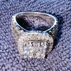 3 Carot Diamond Engagement Ring