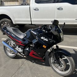 07 Kawasaki Ninja 250