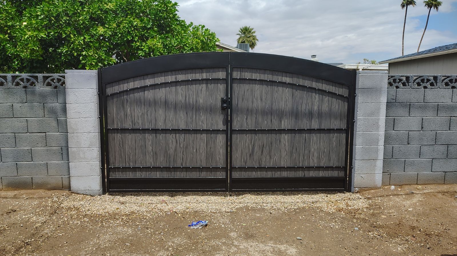 RV Gates