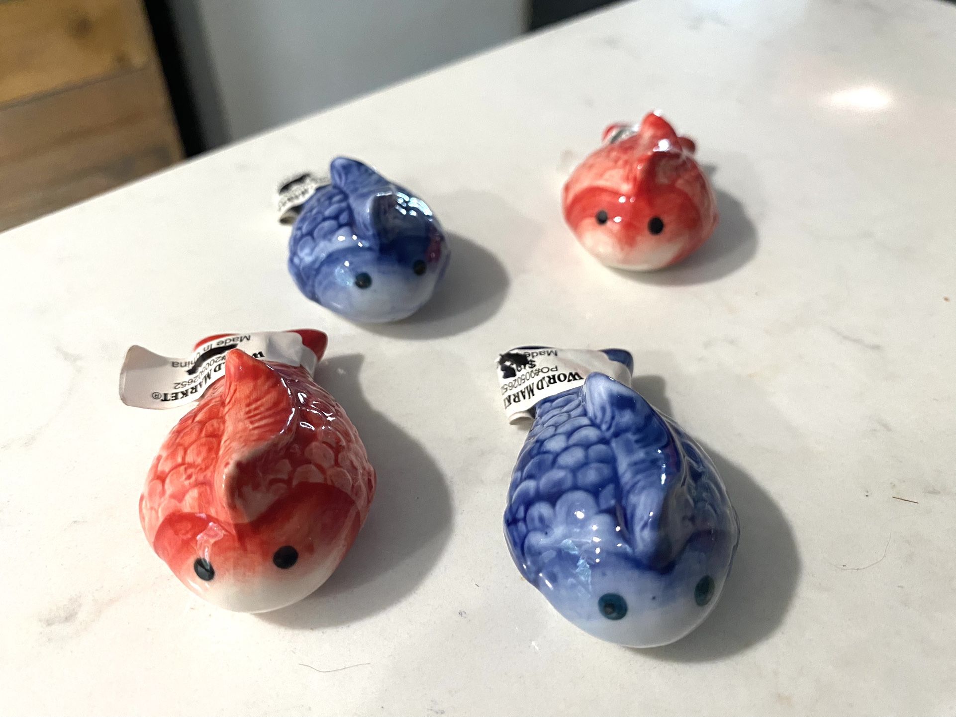 New Set of 4 Ceramic Fish Chopstick Rests - 2 Blue / 2 Orangish Red 