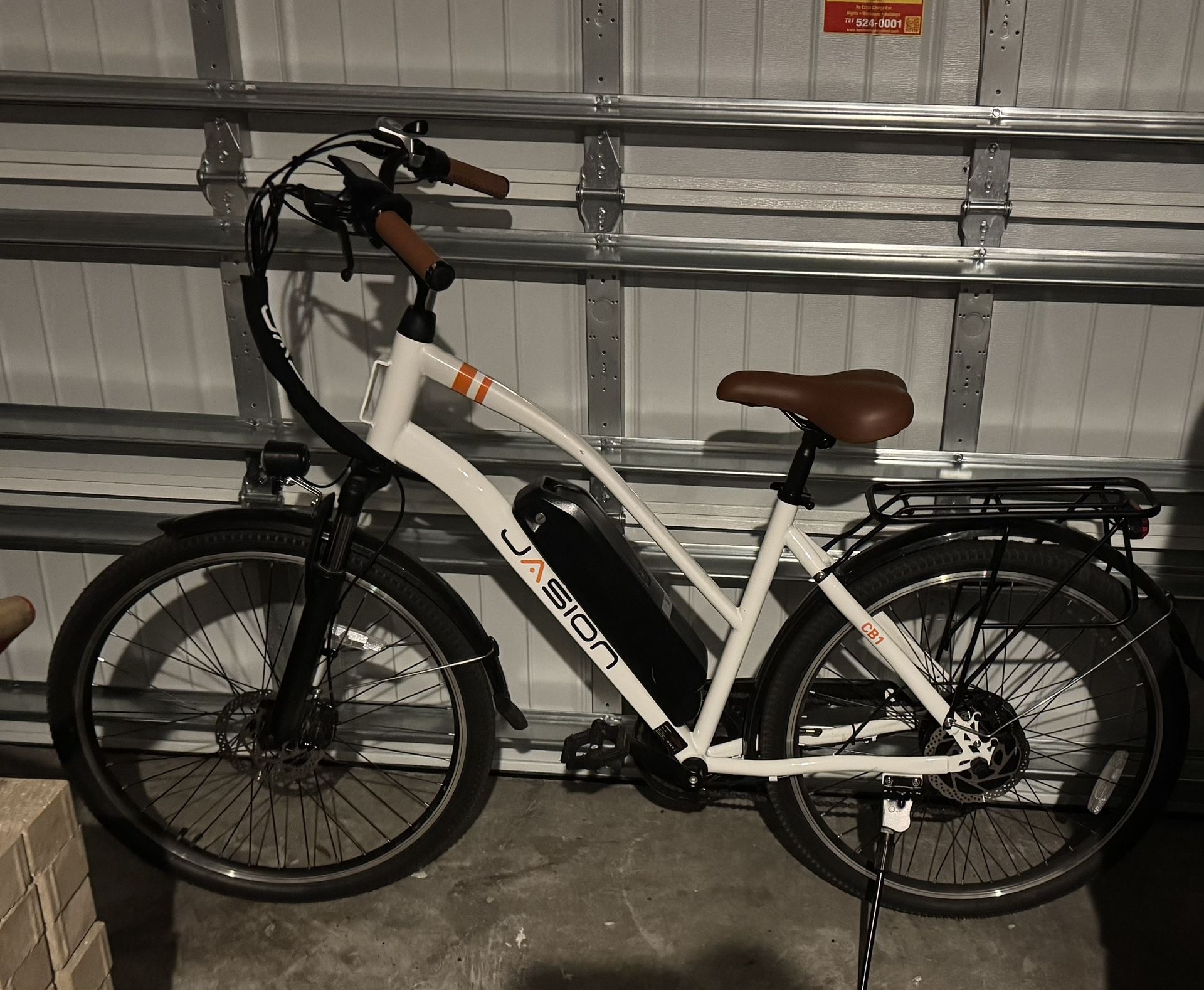 E-bike For Sale.. Only Had It 2 Months Practically Brand New. 