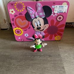 Minnie Mouse Lunch Box With Minnie Mouse Toy