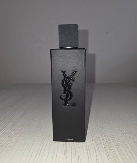 Yves Saint Laurent MYSLF Le Parfum