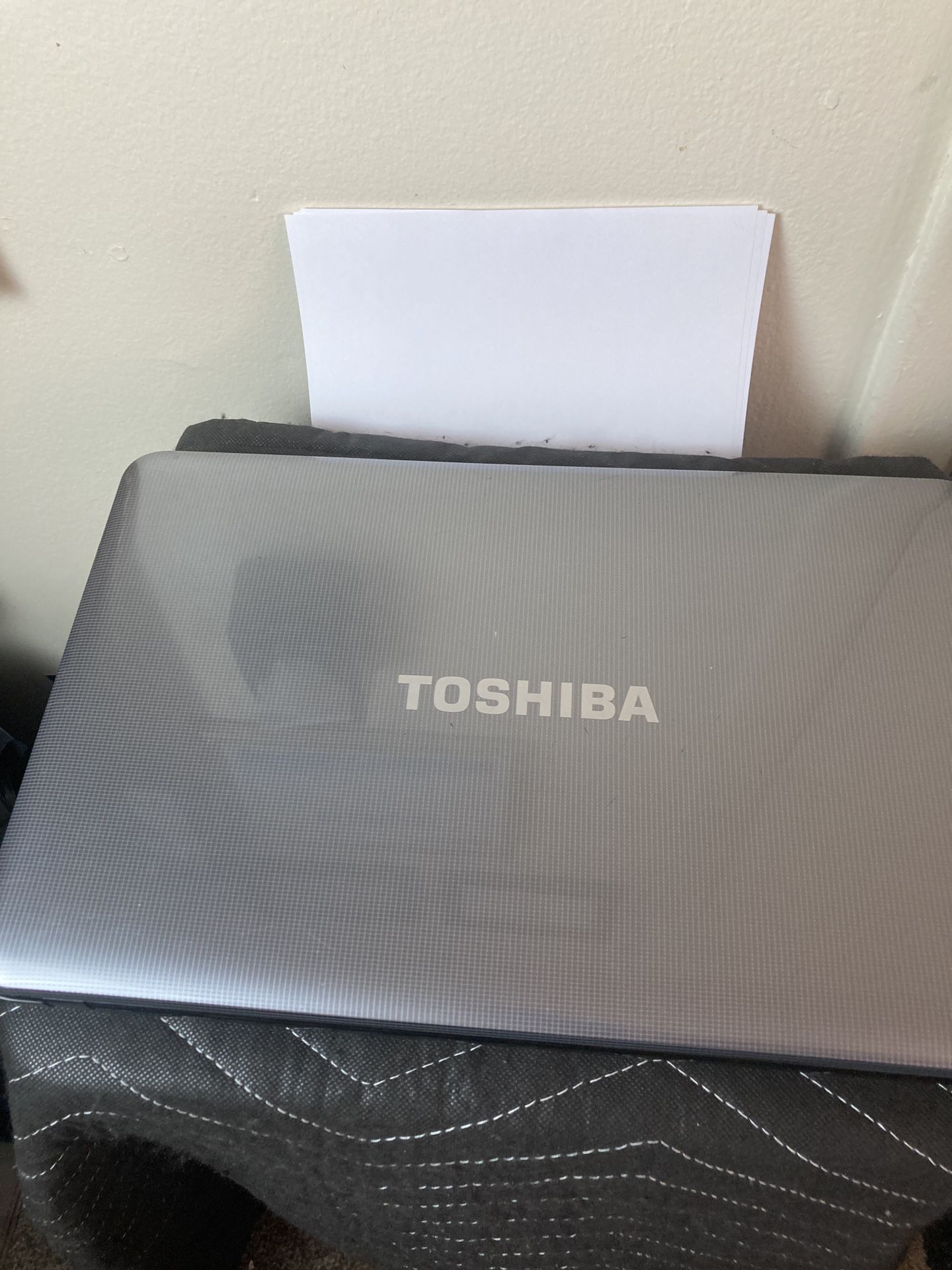 Toshiba Satellite Laptop 