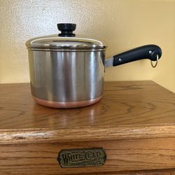 Vintage 4Qt Revere Ware Copper Bottom Saucepan With Lid.       P