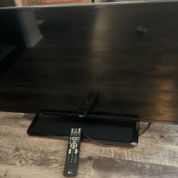 LG TV 40’ NO SMART TV