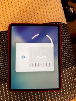 Apple iPad Pro 12.9" 4th Gen + Keyboard + Stylus + Case