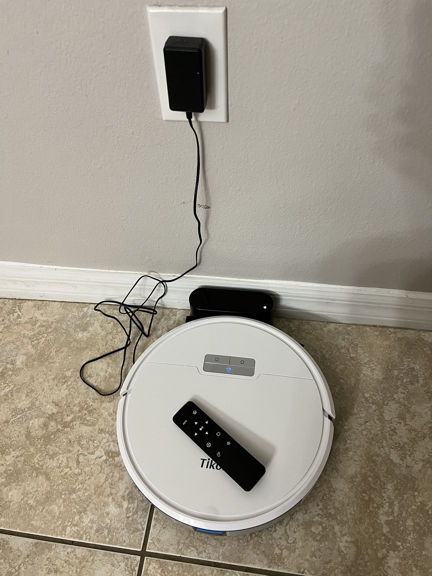 Tikom Robot Vacuum And Mop