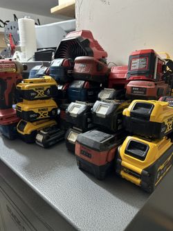 Dewalt And Milwaukee Batteries