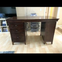 Beautiful Desk Real Wood 