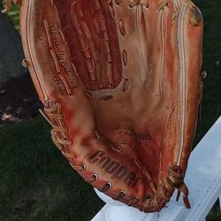 RH Baseball Glove- Cooper