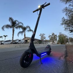 Electric scooter