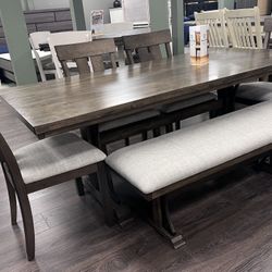 DINING SET ✨ w Free Bench! Clearance! 