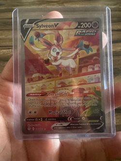 Sylveon V Evolving Skies
