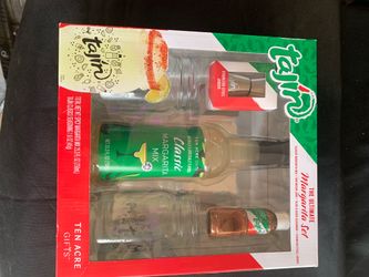 Ten Acre Gifts Tajin Margarita Mix Gift Set.