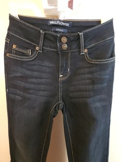 ♡NWOT♡《WALLFLOWER ULTRA FIT ♡ SKINNY JEANS》 SIZE 1