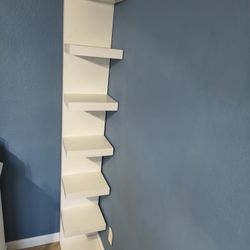 White Shelve 