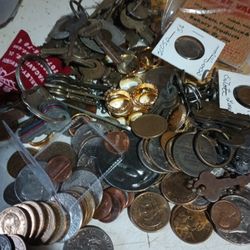 Estate Coins And Keys 