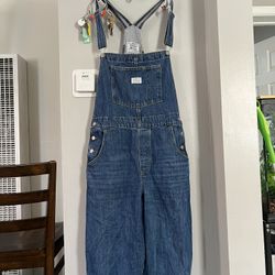 Levi Overalls Women’s 
