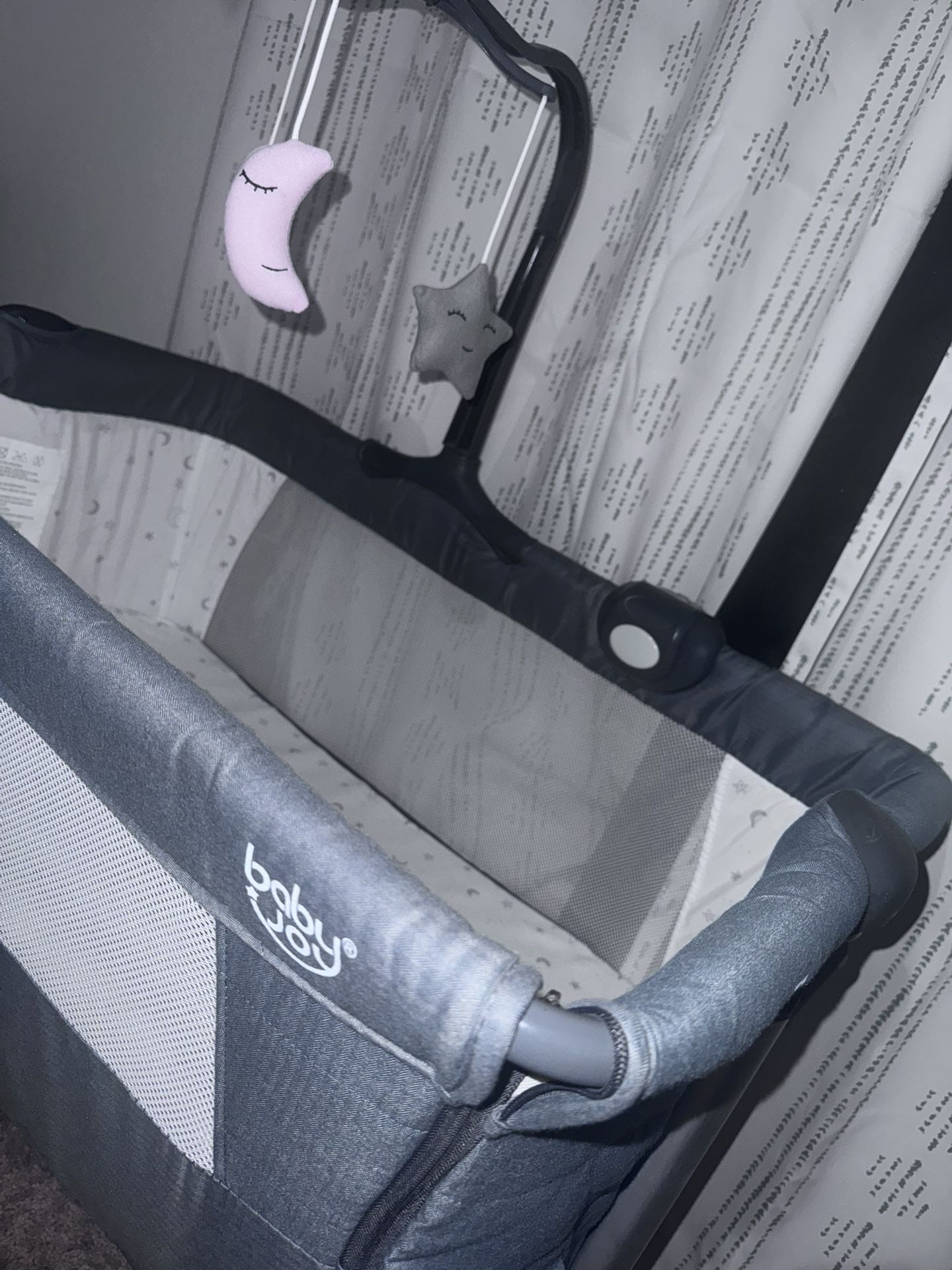 Baby Joy Bassinet