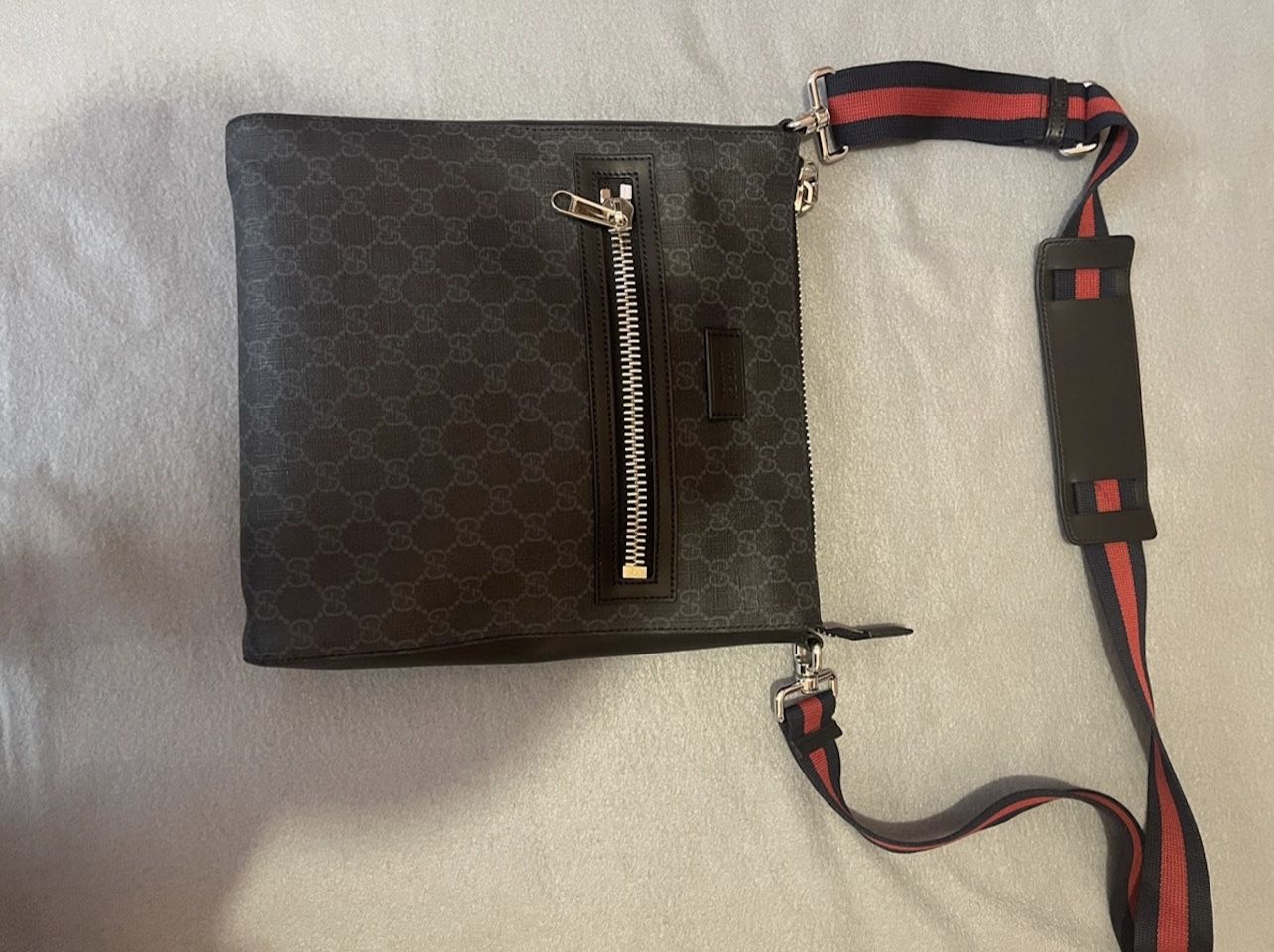 Gucci Messenger