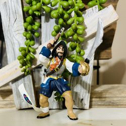 RETIRED Spanish Conquistador Pirate Fantasy Figure