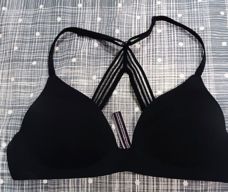 Ladies Victoria's Secret Tshirt Bra