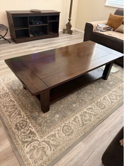 Pottery Barn coffee table/end tables
