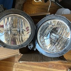 ORIGINAL 2020 JL JEEP WRANGLER HEADLIGHTS