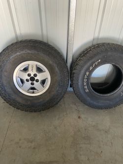 35 inch Jeep spare tire