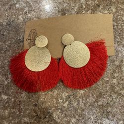 Woman’s Brand New Plunder, Design Statement, Earrings Shipping Available